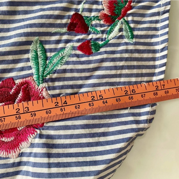 Merona Cotton  Blue & White Striped Button Down Shirt Roses Size XS - Picture 12 of 13